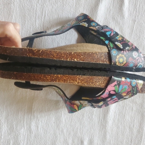 Maibulun Black Floral T-Strap Whimsical Colorful Boho Hippy Inspired Sz 9 Sandal - Picture 4 of 10